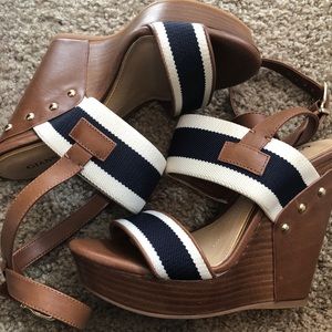 Gianni Bini wedges